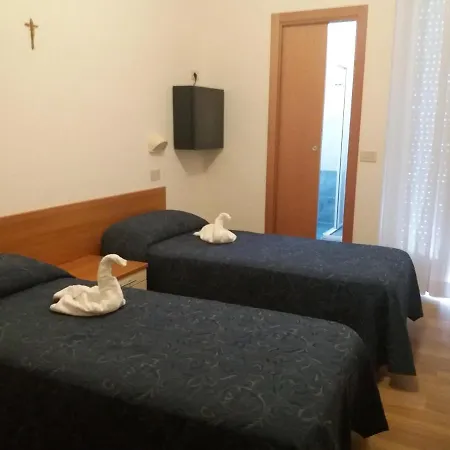 Hotel Atlas 3*