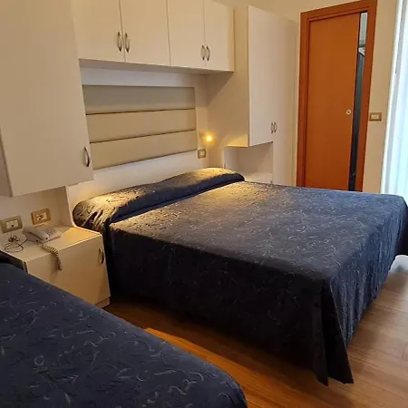 Atlas Hotel 3*