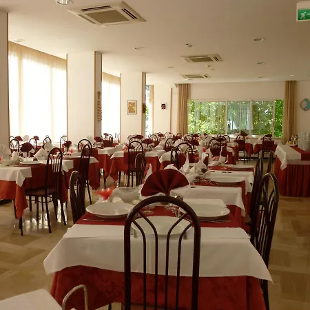 Hotel Atlas 3*