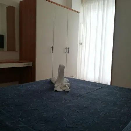 Atlas Hotel 3*
